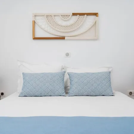 Villa Tranquilla - Seaview, Pool & Jacuzzi