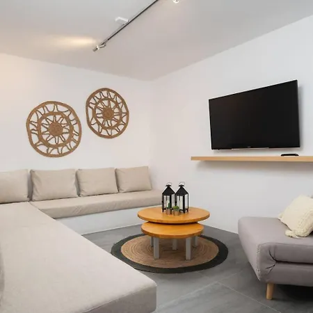 Tranquilla - Seaview, Pool & Jacuzzi Willa Pláka