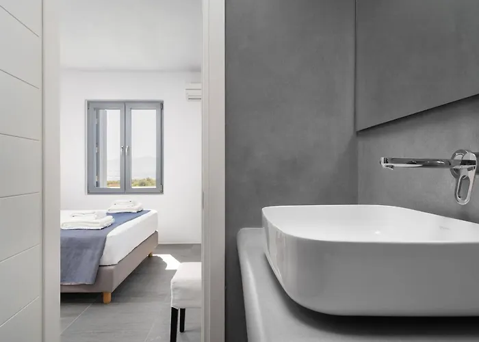 Tranquilla - Seaview, Pool & Jacuzzi Willa *