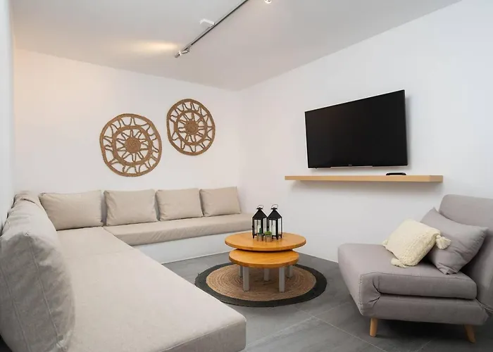 Tranquilla - Seaview, Pool & Jacuzzi Willa Pláka