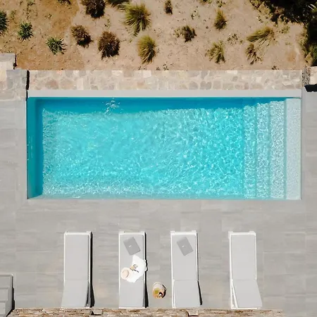 Villa Tranquilla - House, Seaview, Pool & Jacuzzi