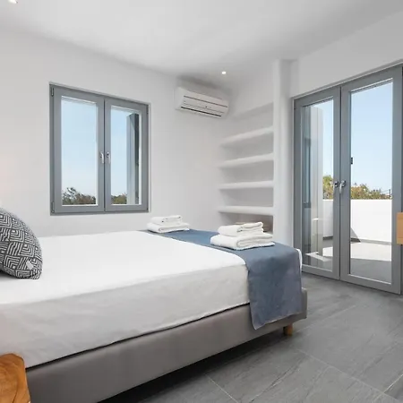 Tranquilla - House, Seaview, Pool & Jacuzzi Villa *