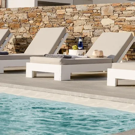 Tranquilla - House, Seaview, Pool & Jacuzzi Villa