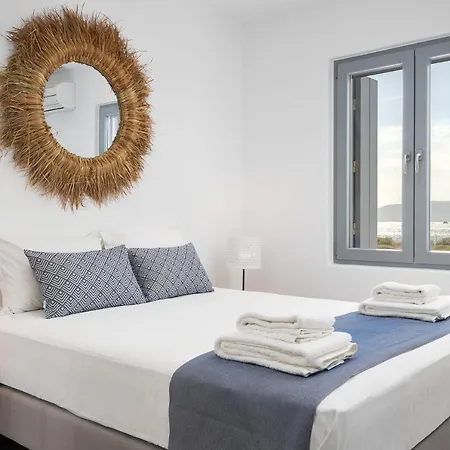 Tranquilla - House, Seaview, Pool & Jacuzzi Plaka (Naxos)