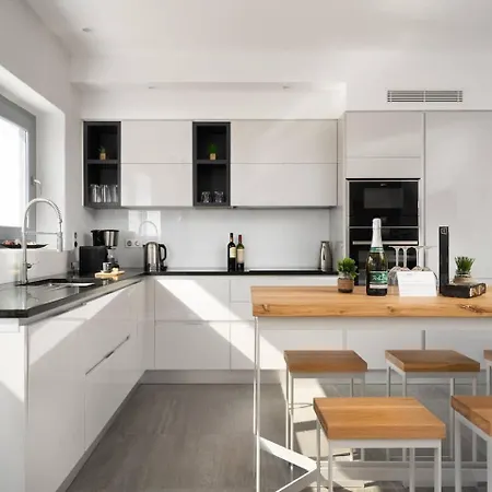 Vila Tranquilla - Seaview, Pool & Jacuzzi *