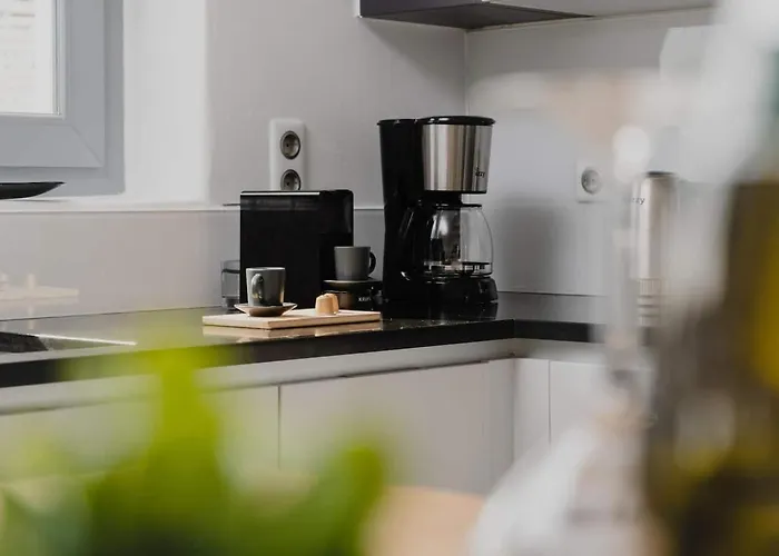 Tranquilla - Seaview, Pool & Jacuzzi Βίλα