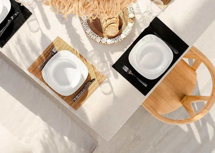 Tranquilla - Seaview, Pool & Jacuzzi