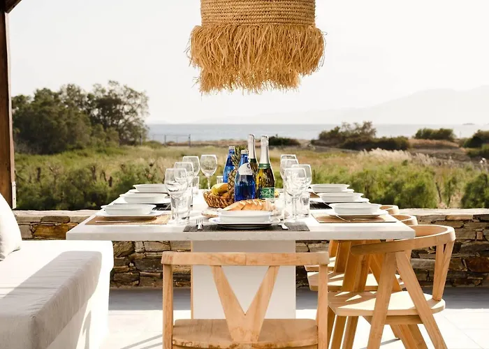 Tranquilla - Seaview, Pool & Jacuzzi Βίλα