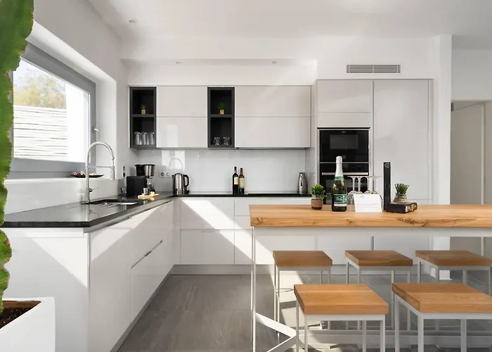 Βίλα Tranquilla - Seaview, Pool & Jacuzzi *